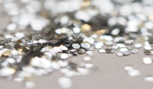 SAIC to acquire SilverEdge