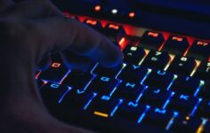 Bugcrowd and Carahsoft partner