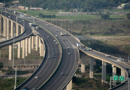 Palantir partners with Ondas and World View