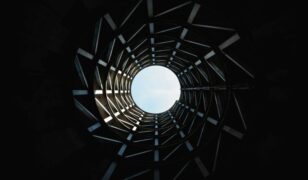 Silobreaker and Carahsoft partner