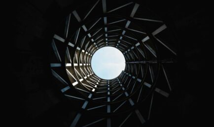 Silobreaker and Carahsoft partner