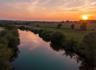 Red River acquires Invictus