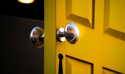 Closing Insider Threat Gaps: How Continuous Vetting Transforms Cleared Workforce Security
